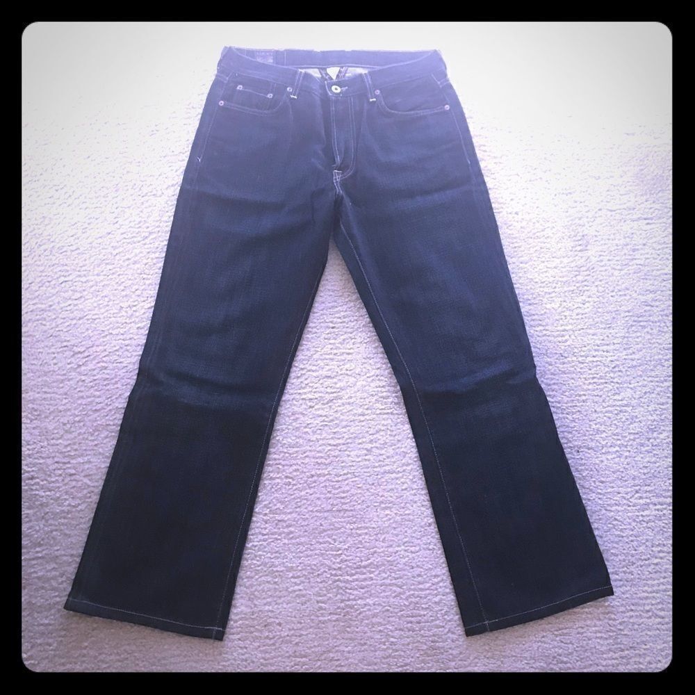LUCKY BRAND Straight Leg dark wash Jean.